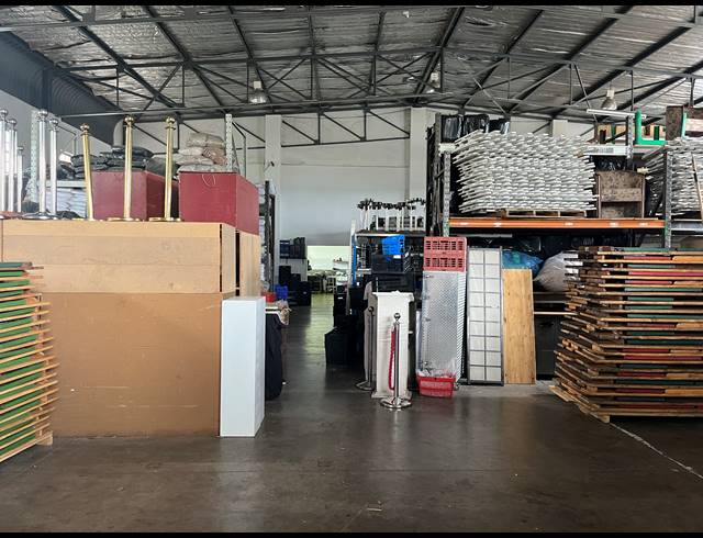 1,751M² WAREHOUSE FOR SALE IN WEST ACRES EXT 1